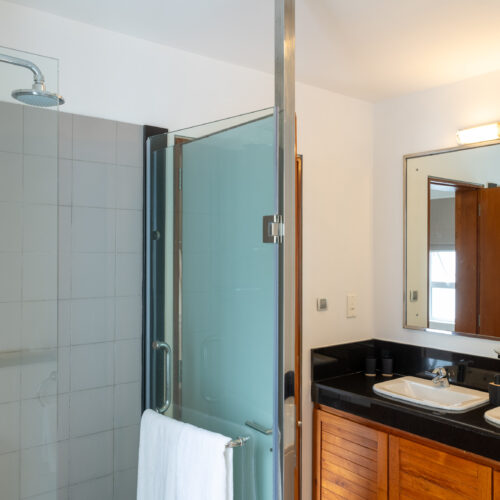 Villa Longannes Couples - Salle de bain 1